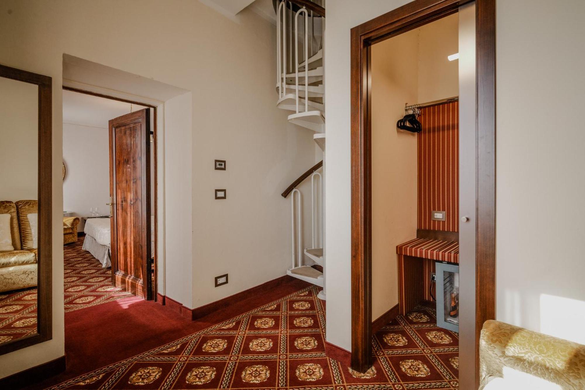 Villa Lecchi Hotel Wellness Colle di Val d'Elsa Exterior foto