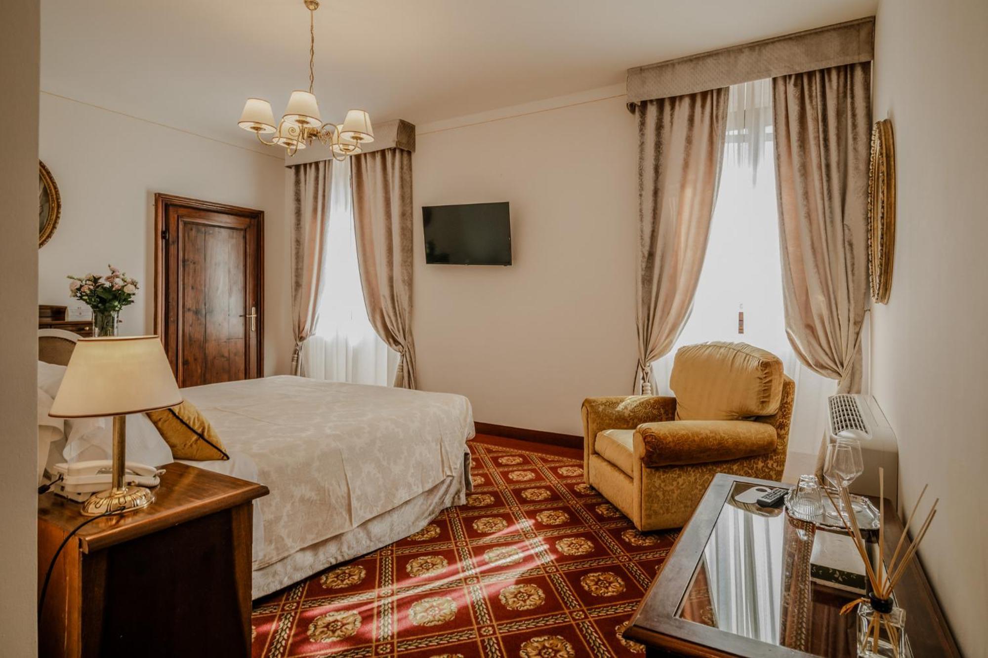 Villa Lecchi Hotel Wellness Colle di Val d'Elsa Exterior foto